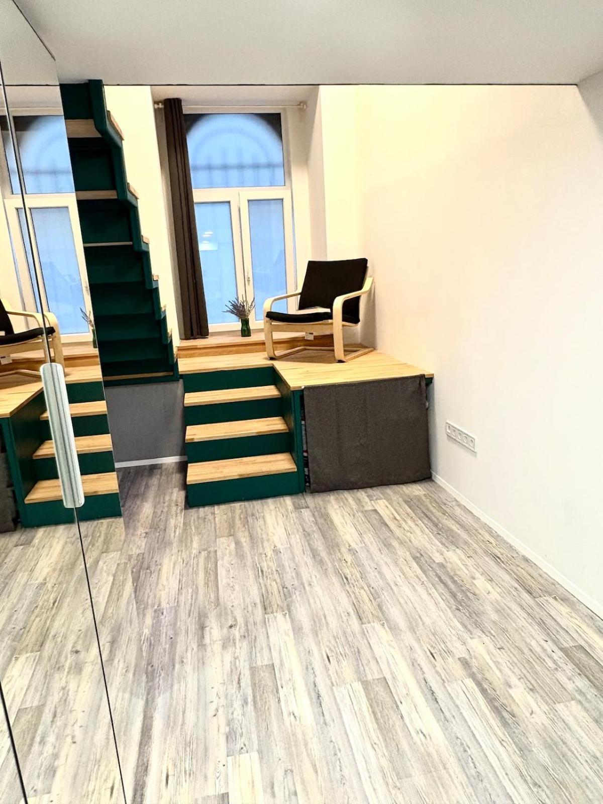 Nyugati 4 With 3 Bedrooms In The Center * Budapest