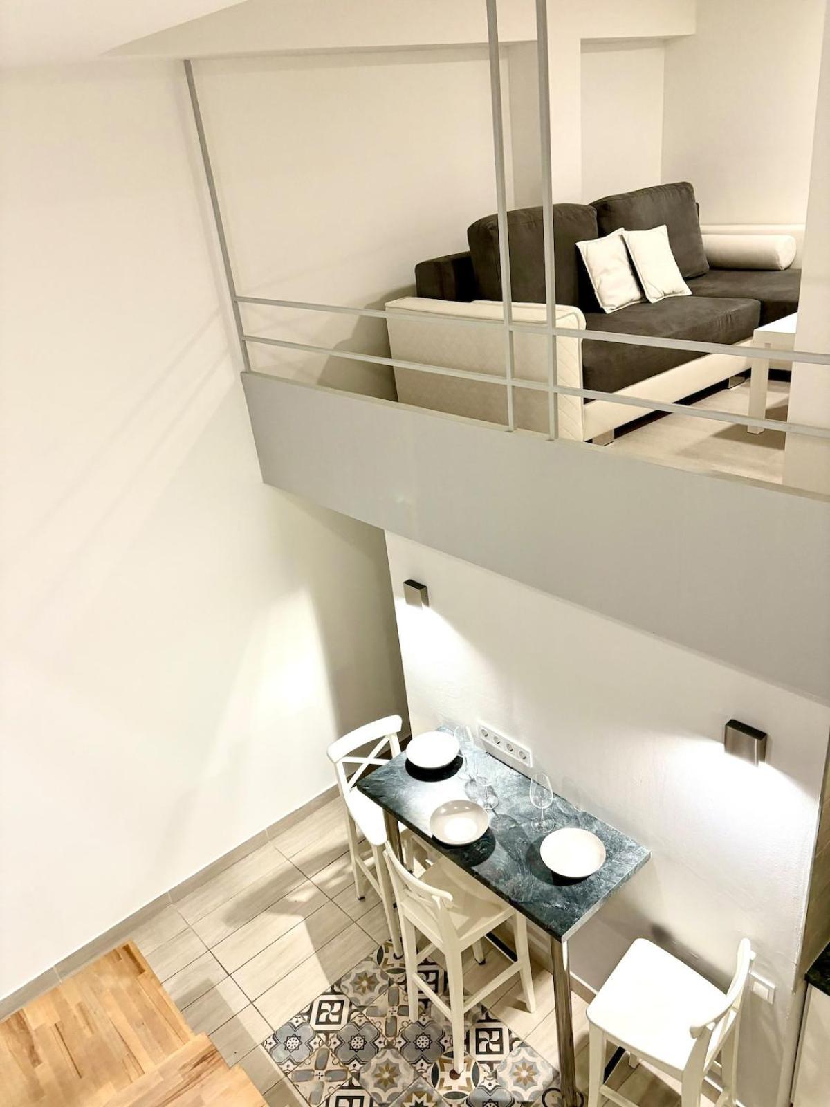 Nyugati 4 With 3 Bedrooms In The Center Appartement *